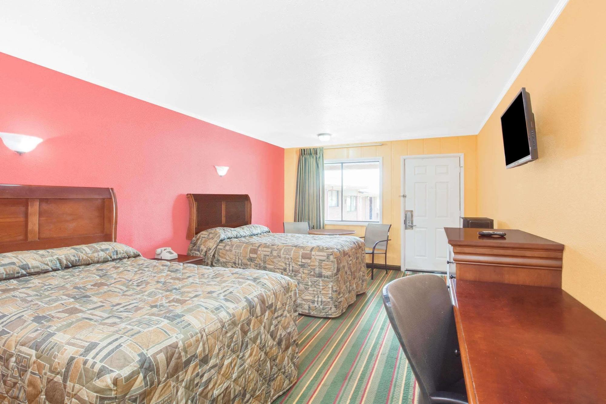 Knights Inn - Перис Екстер'єр фото